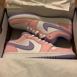 Jordan 1 Low Artic Punch